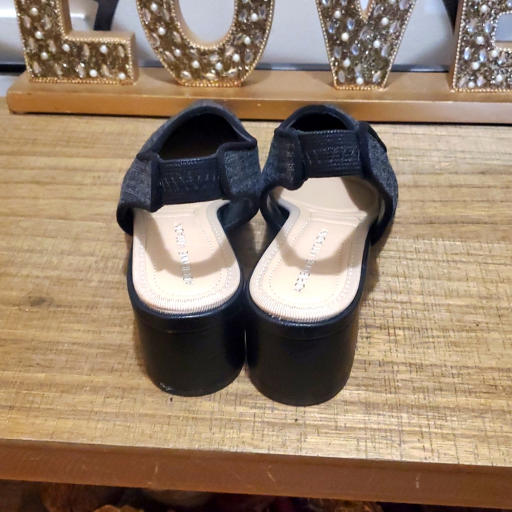 Adrienne Vittadini Gray Black Pointed Toe Gotham Pump Sz 8M - Picture 3 of 10